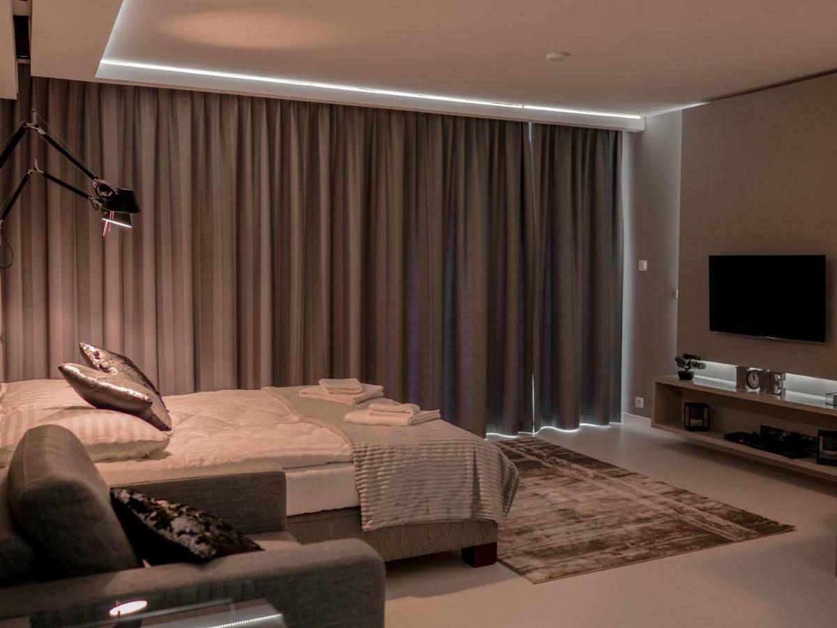 Apartament łazarza 13 *